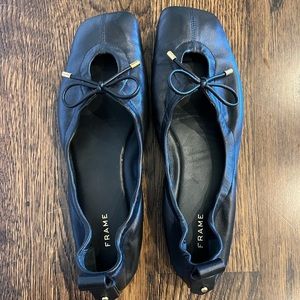2021 Frame ballet flats